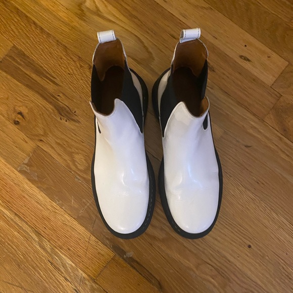 &other stories vinyl snow boots - Picture 3 of 4